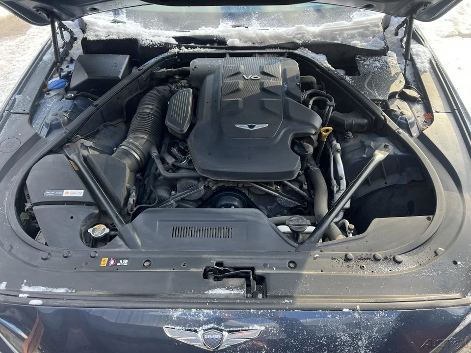 2017 Hyundai Genesis - Image 5 of 12