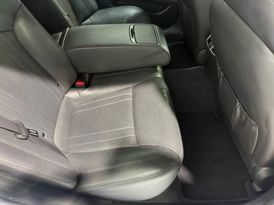 2017 Hyundai Genesis - Image 18 of 18