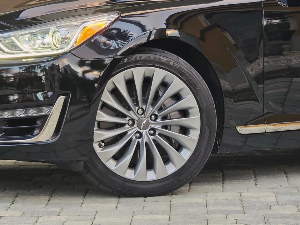 2017 Hyundai Genesis - Image 3 of 21