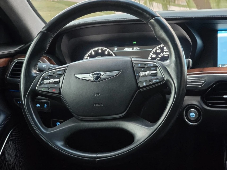 2017 Hyundai Genesis - Image 11 of 21