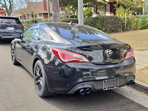 2017 Hyundai Genesis Coupe 3.8 Coupe 2D