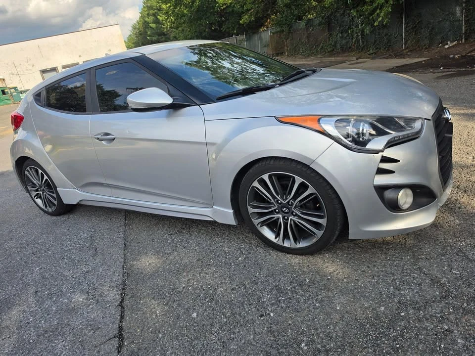 2017 Hyundai Veloster - Image 5 of 10