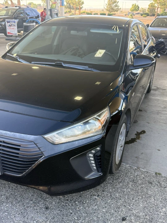 2017 Hyundai Ioniq 5 - Image 5 of 7