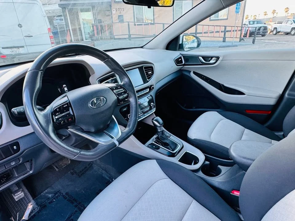 2017 Hyundai Ioniq 5 - Image 18 of 20
