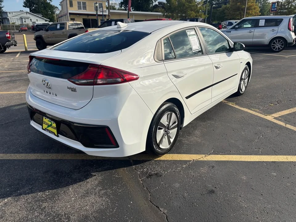 2017 Hyundai Ioniq 5 - Image 4 of 12
