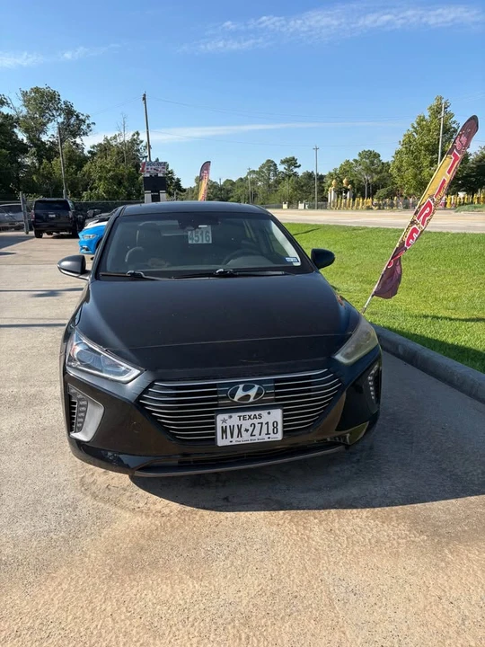 2017 Hyundai Ioniq 5 - Image 2 of 6