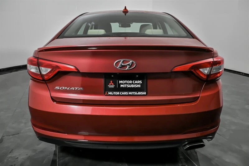 2017 Hyundai Sonata - Image 9 of 21