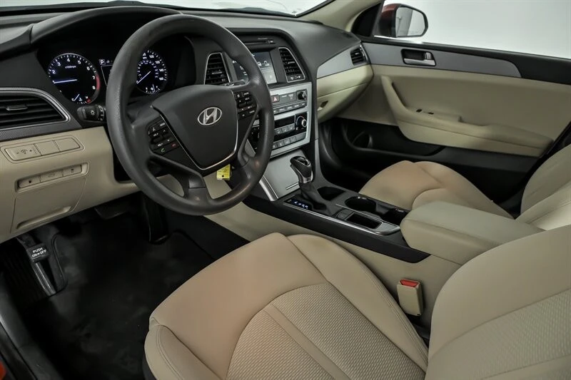 2017 Hyundai Sonata - Image 16 of 21