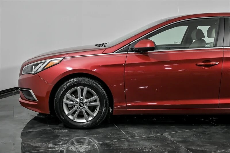 2017 Hyundai Sonata - Image 6 of 21