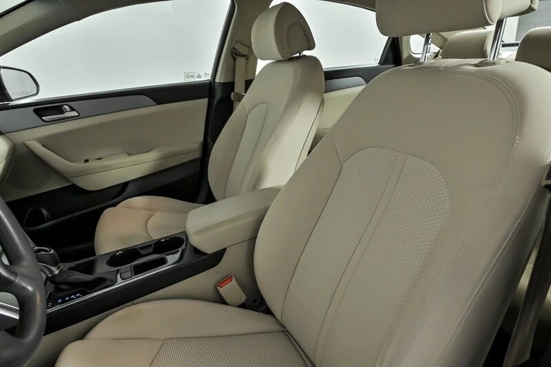 2017 Hyundai Sonata - Image 18 of 21