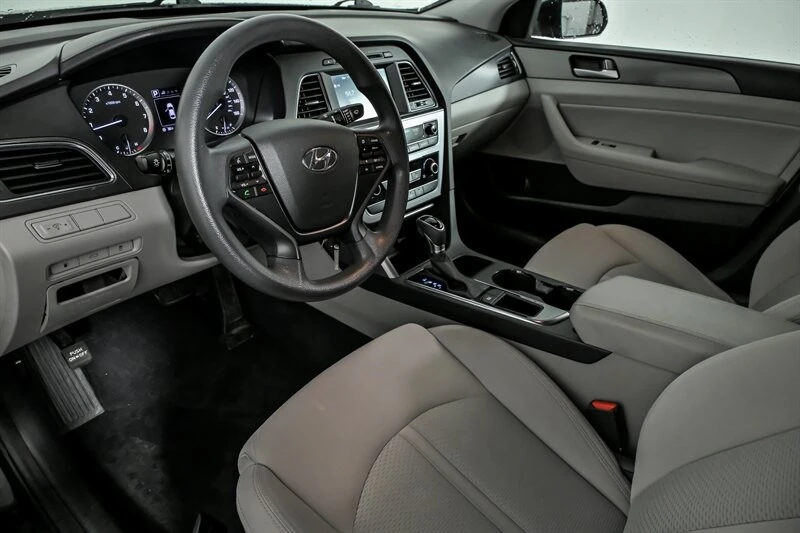 2017 Hyundai Sonata - Image 16 of 21