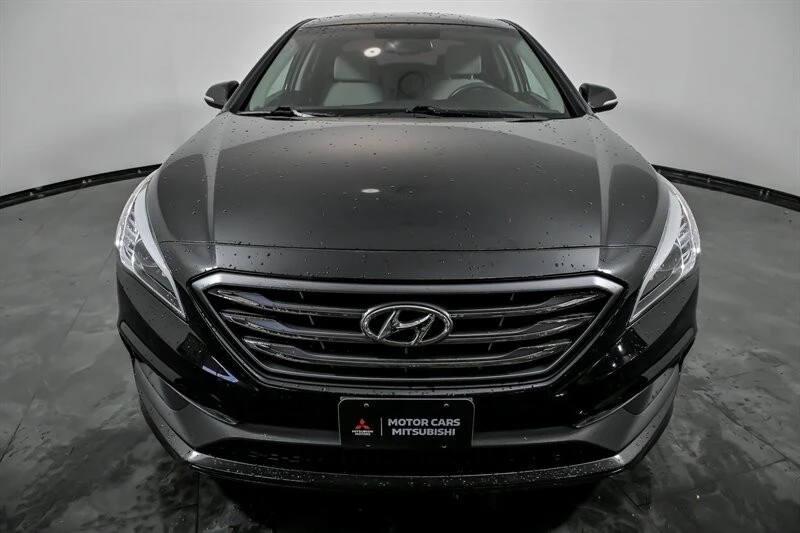 2017 Hyundai Sonata - Image 4 of 21