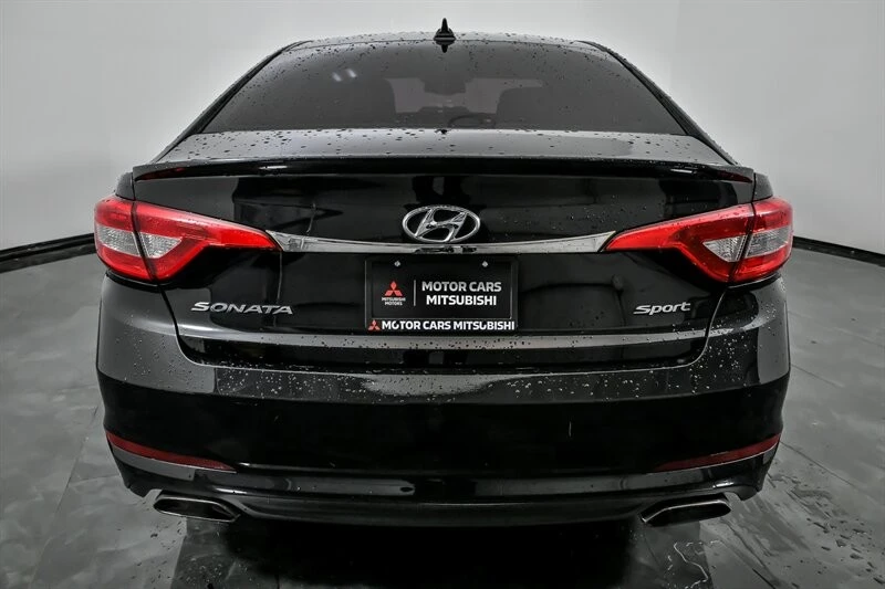 2017 Hyundai Sonata - Image 9 of 21