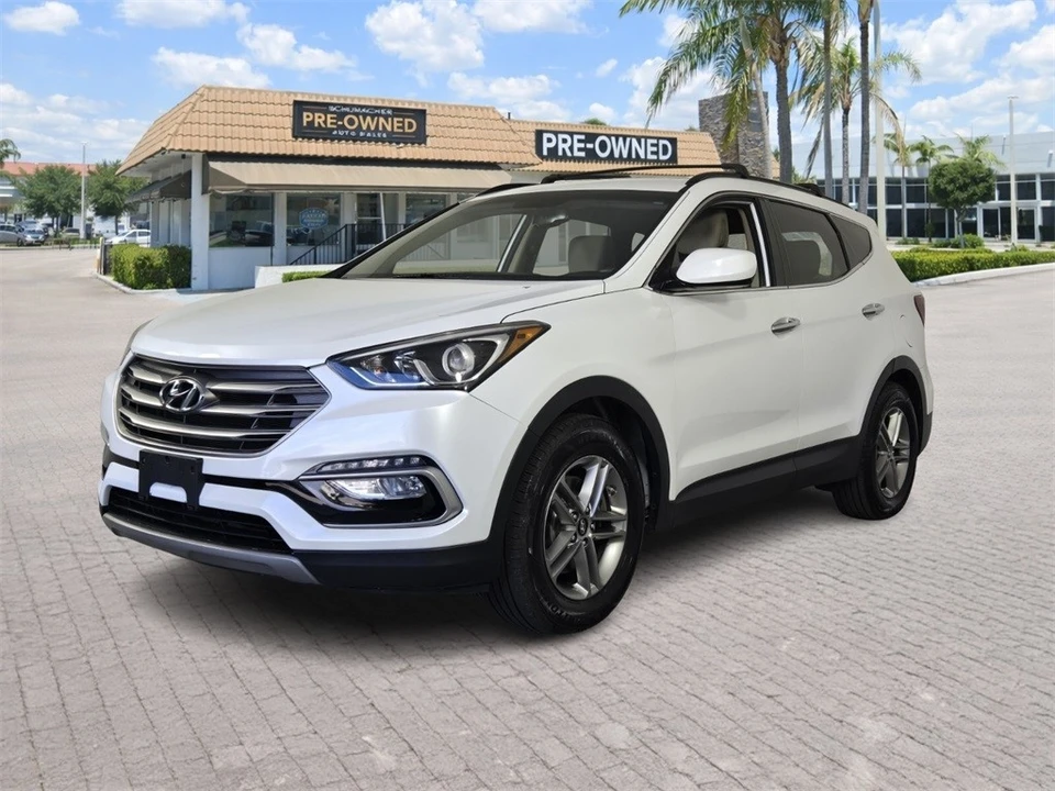2017 Hyundai Santa Fe - Image 3 of 12