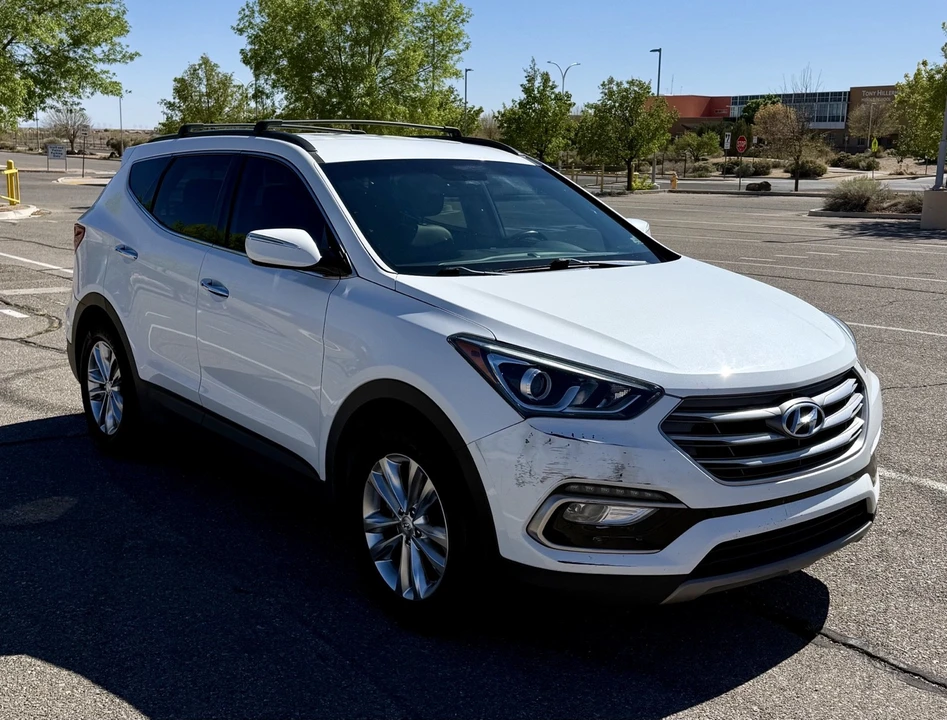 2017 Hyundai Santa Fe - Image 3 of 21
