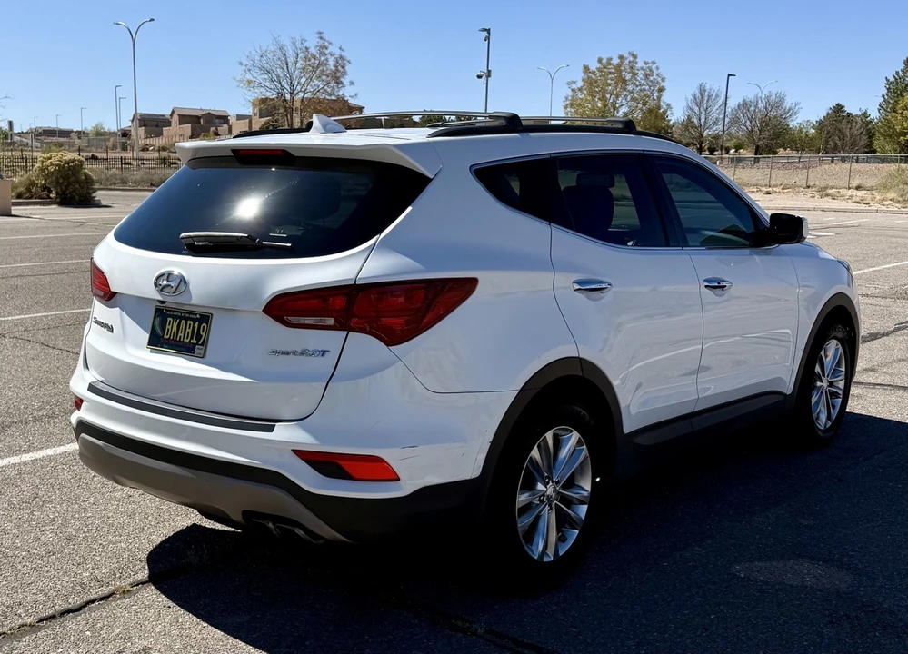 2017 Hyundai Santa Fe - Image 6 of 21