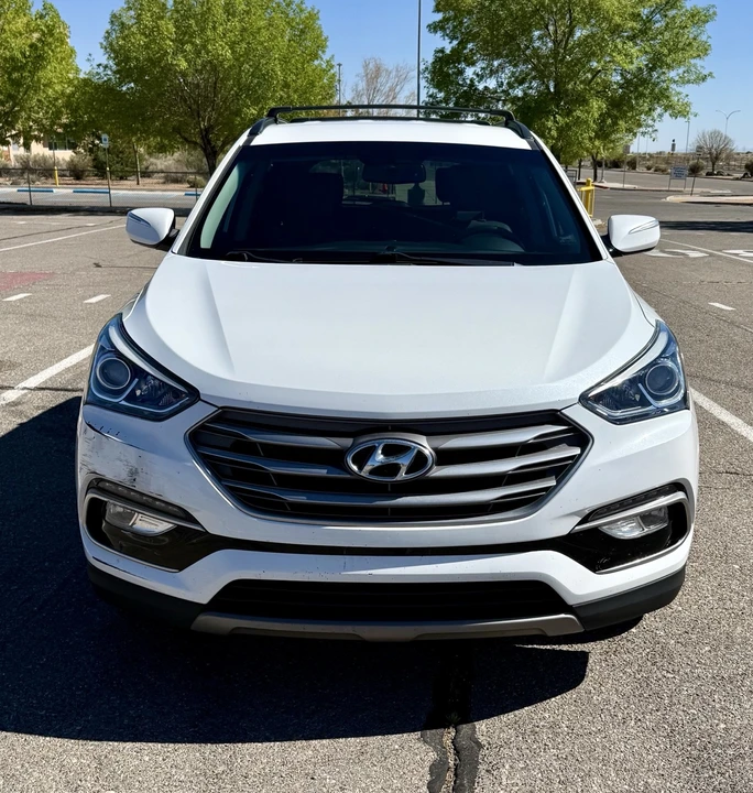 2017 Hyundai Santa Fe - Image 11 of 21