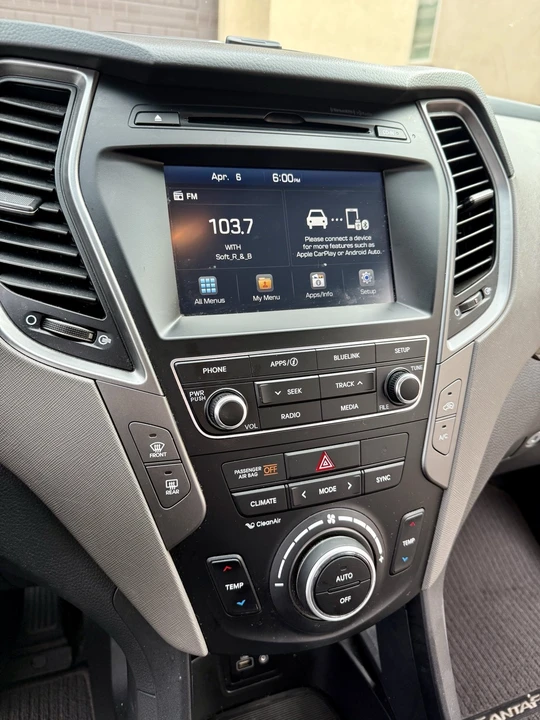 2017 Hyundai Santa Fe - Image 21 of 21