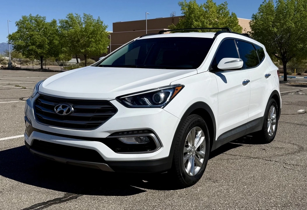 2017 Hyundai Santa Fe - Image 2 of 21