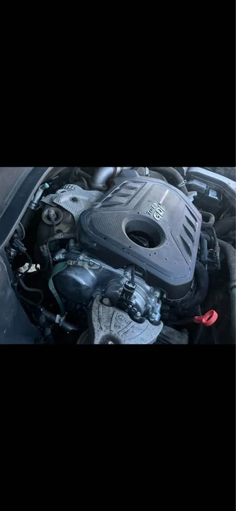 2017 Hyundai Santa Fe - Image 7 of 10