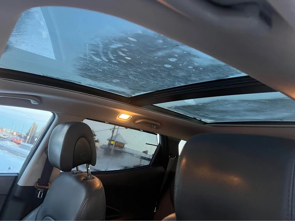 2017 Hyundai Santa Fe - Image 10 of 10