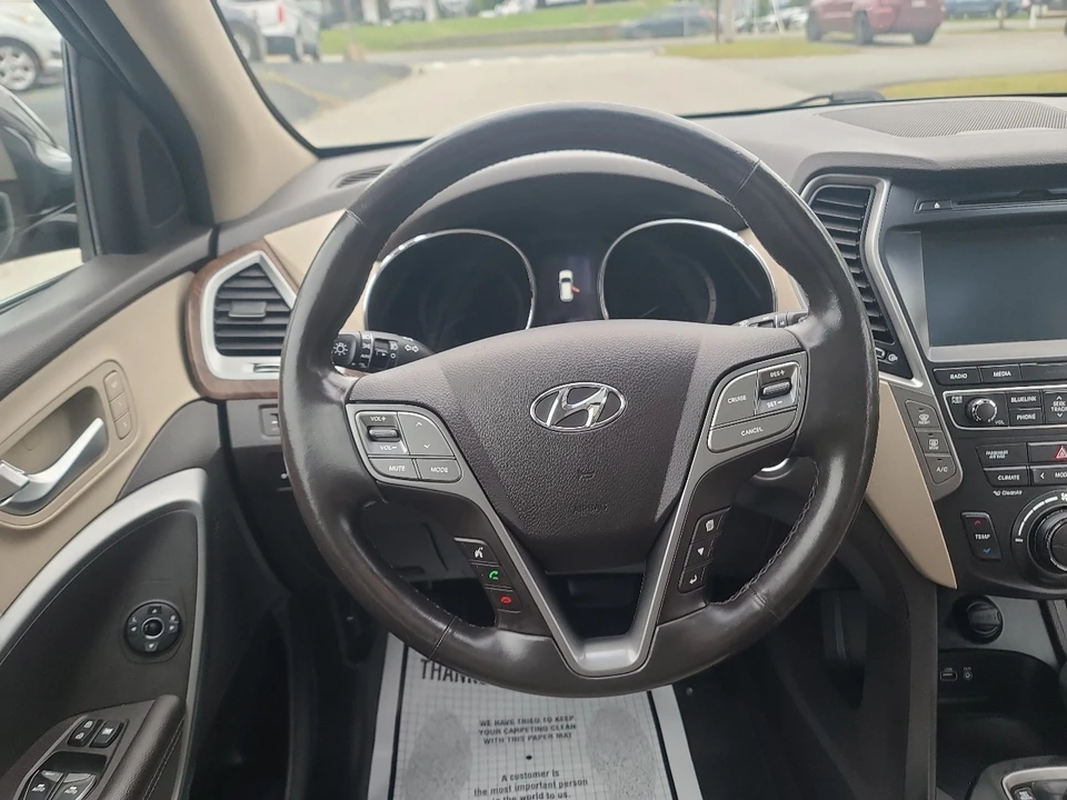 2017 Hyundai Santa Fe - Image 16 of 21