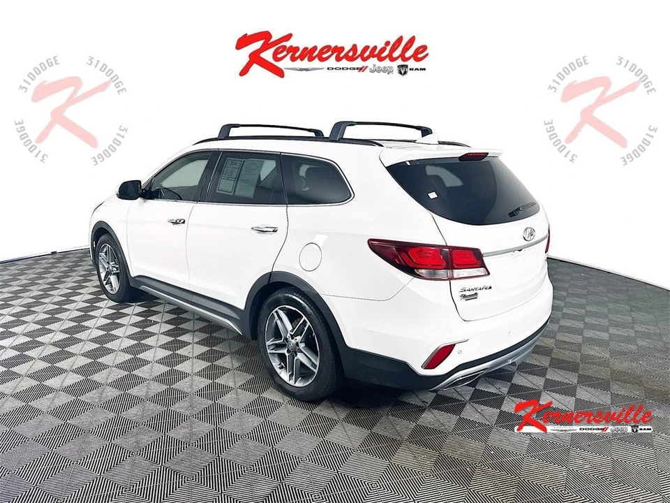 2017 Hyundai Santa Fe - Image 5 of 12
