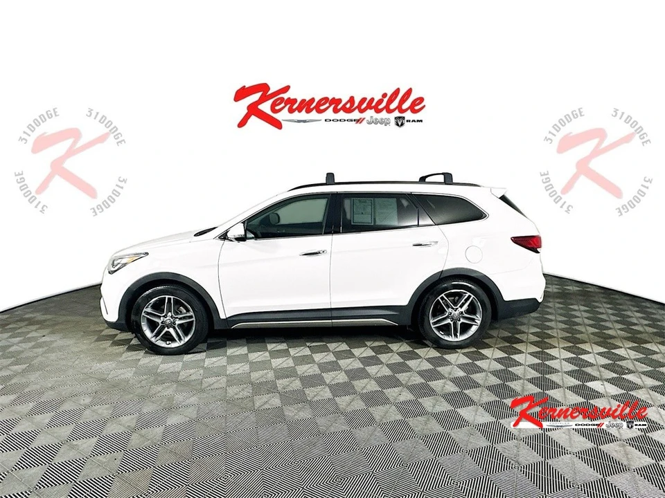 2017 Hyundai Santa Fe - Image 4 of 12