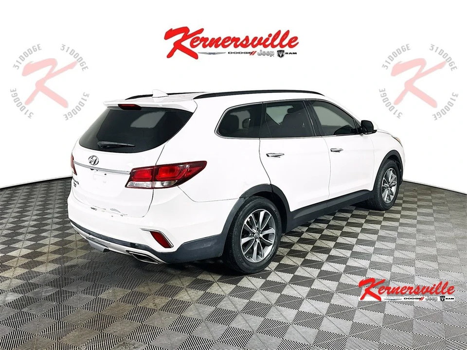2017 Hyundai Santa Fe - Image 7 of 21