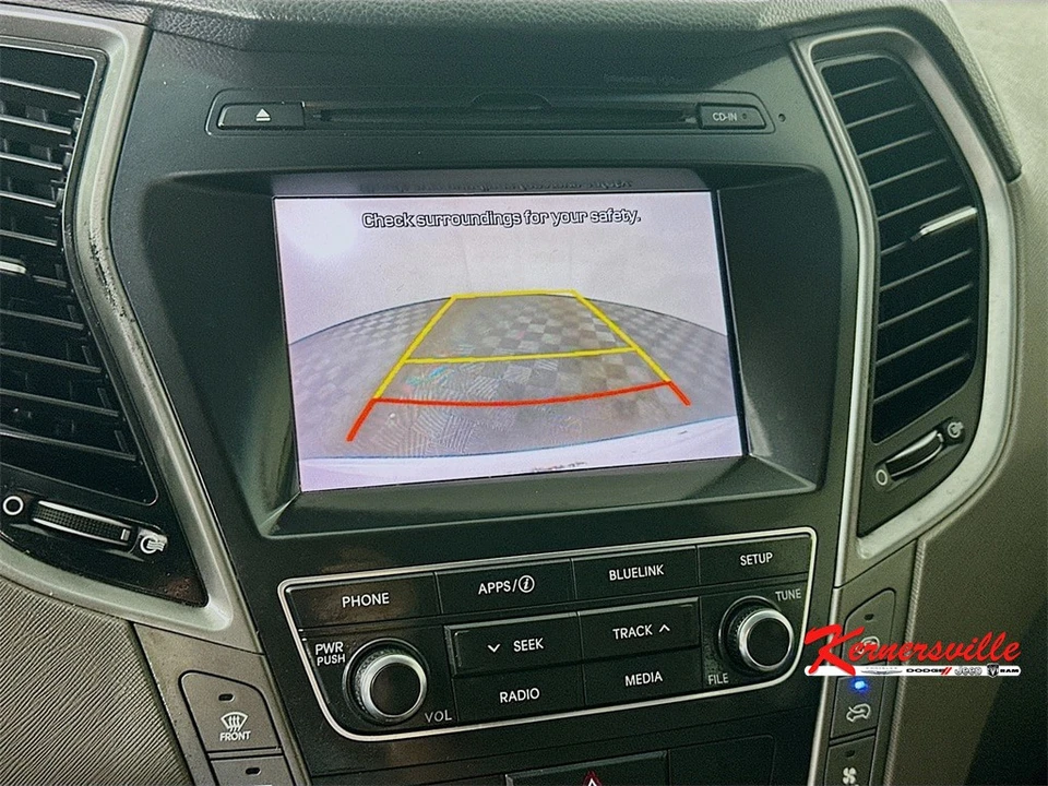 2017 Hyundai Santa Fe - Image 20 of 21