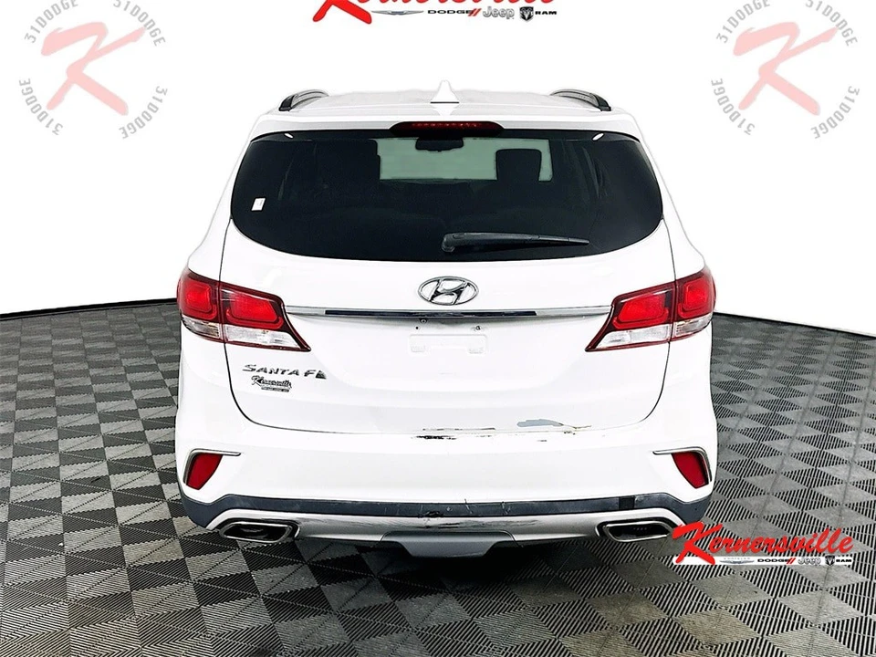 2017 Hyundai Santa Fe - Image 6 of 21
