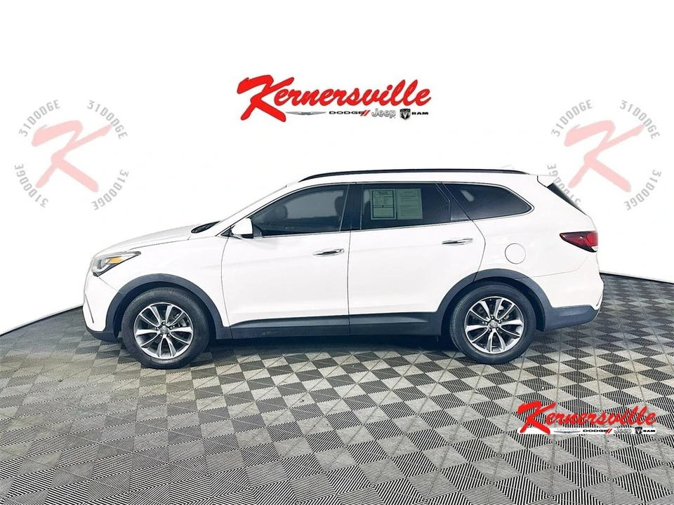 2017 Hyundai Santa Fe - Image 4 of 21