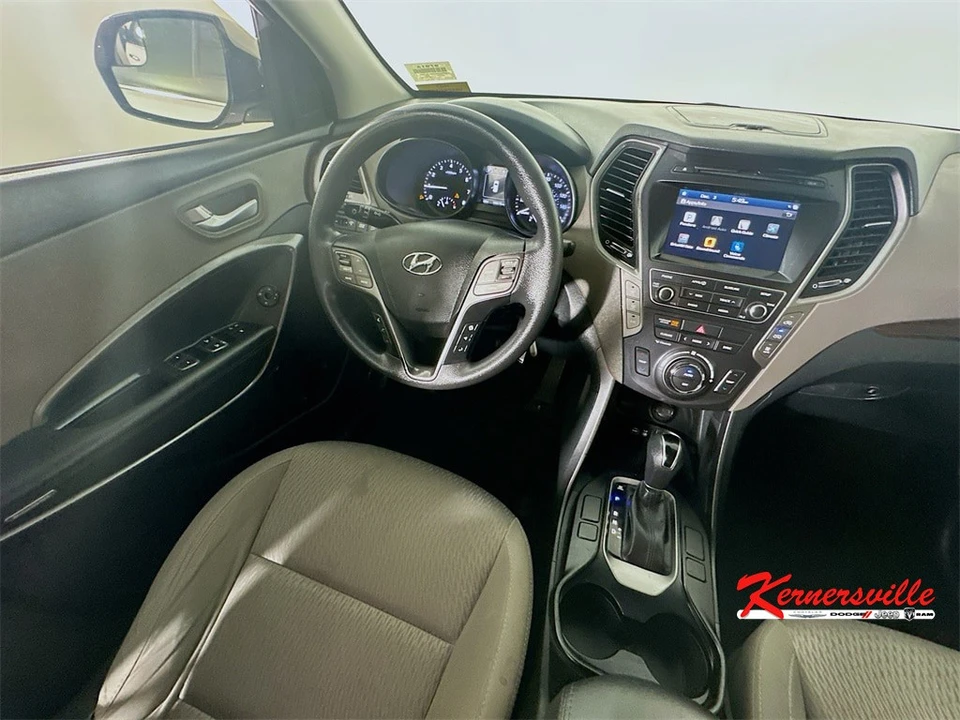 2017 Hyundai Santa Fe - Image 9 of 21