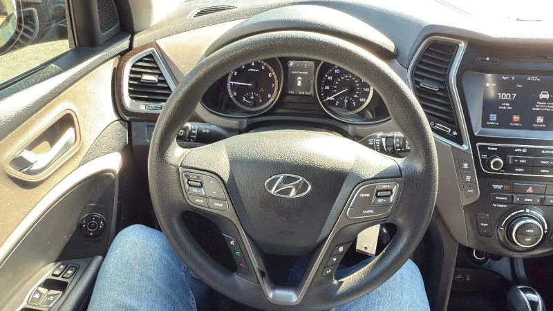 2017 Hyundai Santa Fe - Image 10 of 12