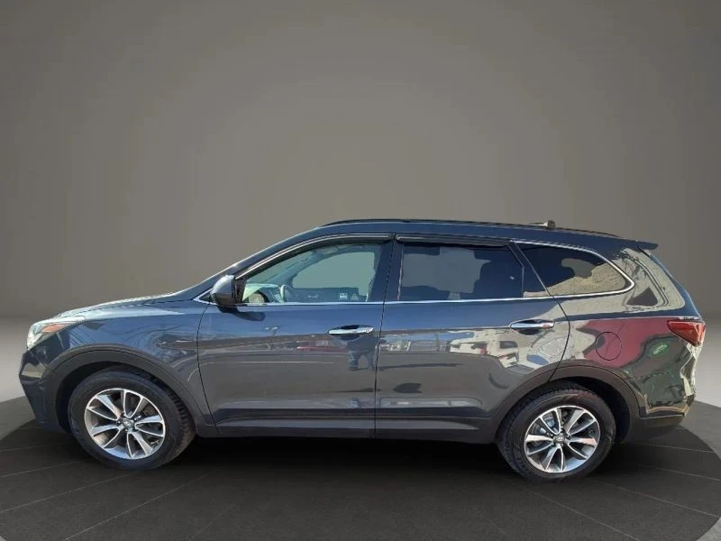 2017 Hyundai Santa Fe - Image 8 of 12