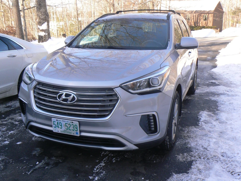 2017 Hyundai Santa Fe - Image 14 of 14