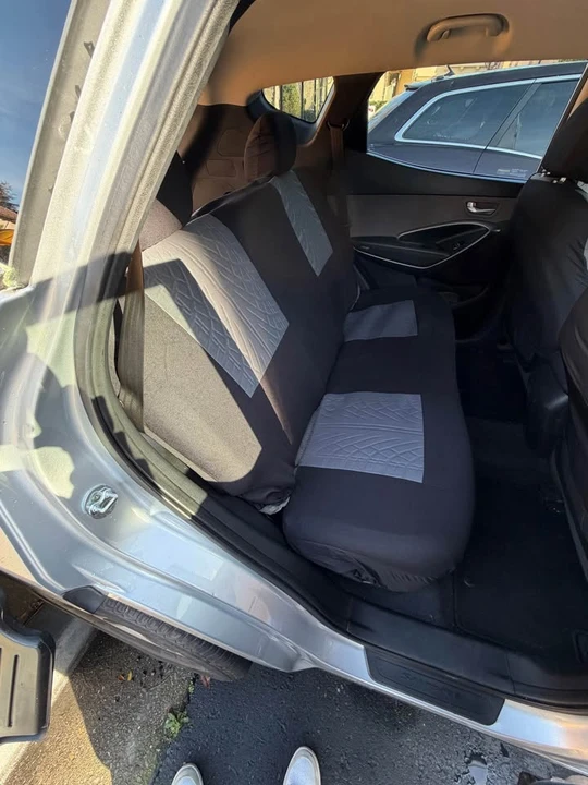 2017 Hyundai Santa Fe - Image 13 of 14
