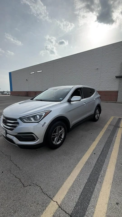 2017 Hyundai Santa Fe - Image 3 of 13