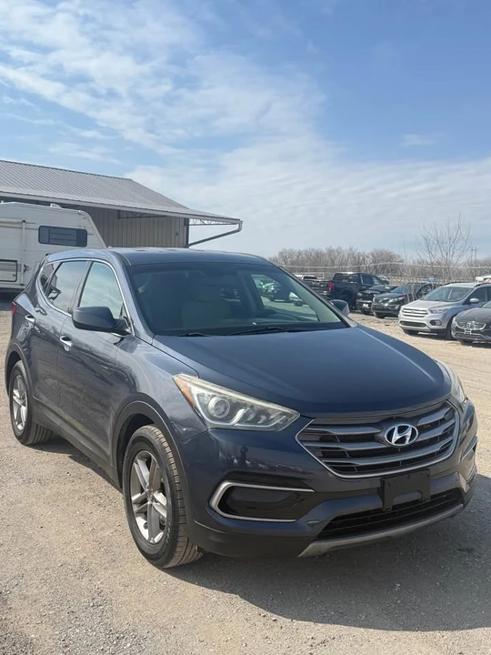 2017 Hyundai Santa Fe - Image 2 of 16