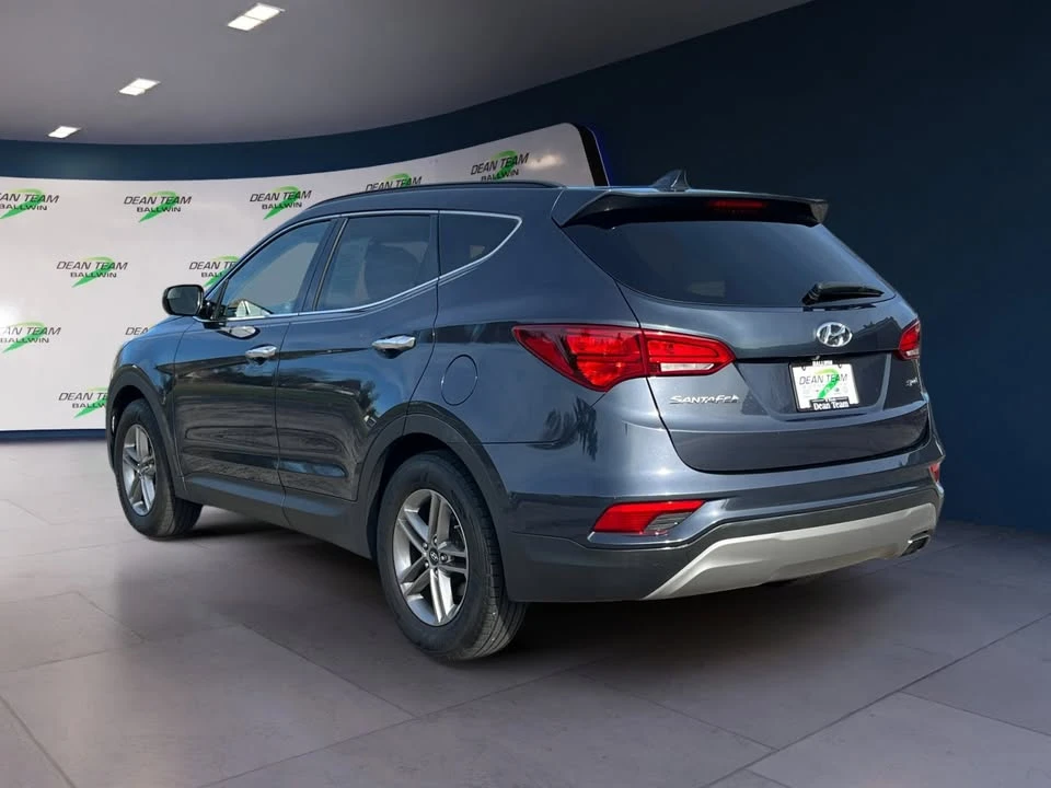2017 Hyundai Santa Fe - Image 10 of 10