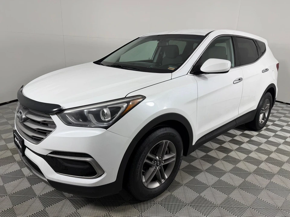 2017 Hyundai Santa Fe - Image 9 of 21