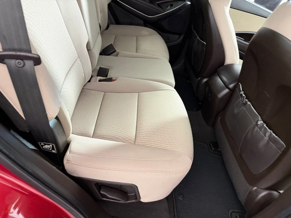 2017 Hyundai Santa Fe - Image 21 of 21