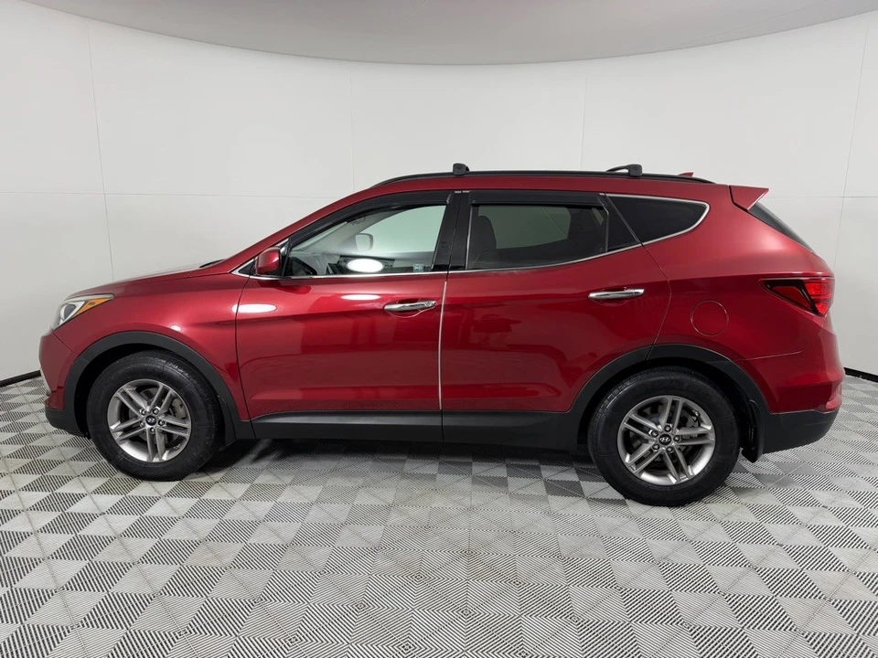 2017 Hyundai Santa Fe - Image 9 of 21
