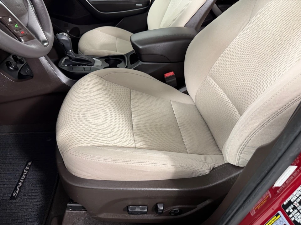 2017 Hyundai Santa Fe - Image 13 of 21