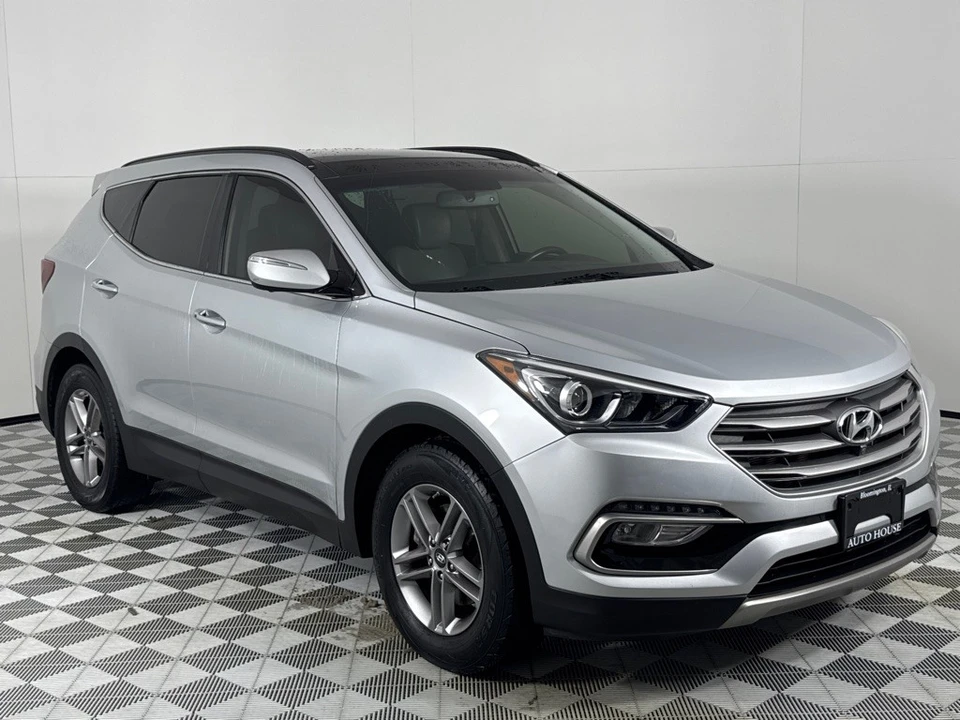 2017 Hyundai Santa Fe - Image 3 of 12