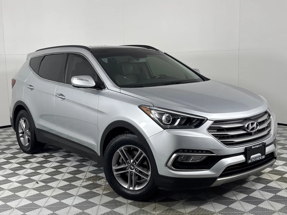 2017 Hyundai Santa Fe - Image 2 of 12
