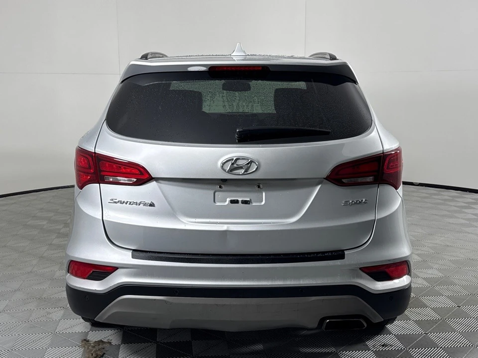2017 Hyundai Santa Fe - Image 6 of 12