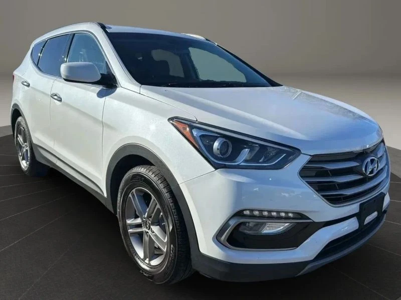 2017 Hyundai Santa Fe - Image 3 of 12