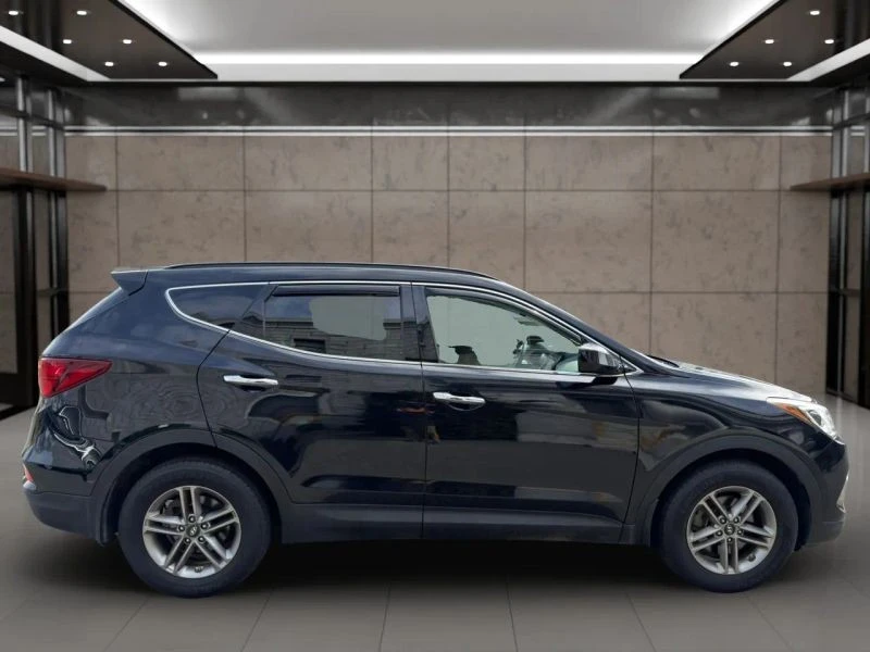 2017 Hyundai Santa Fe - Image 4 of 12