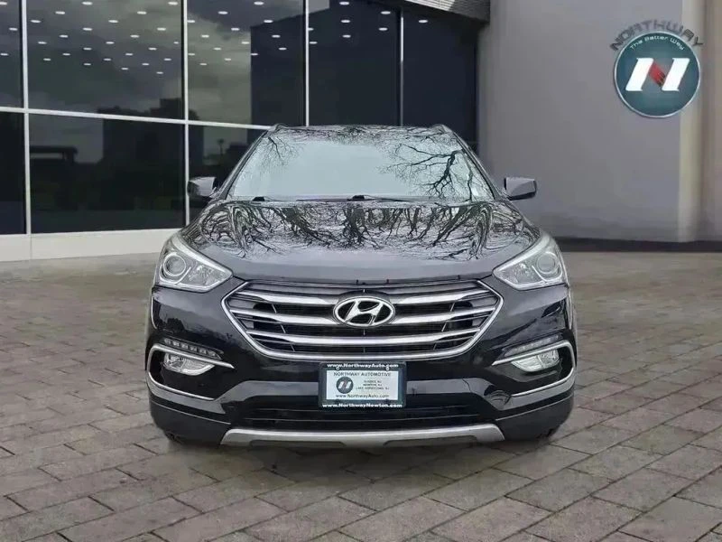 2017 Hyundai Santa Fe - Image 8 of 12